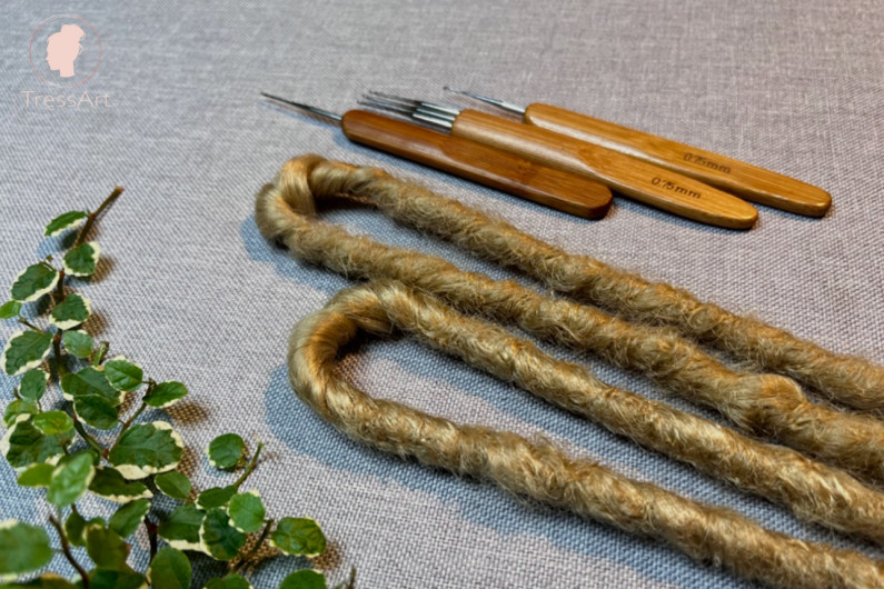 Image of Double-Ended Synthetic Dreadlock Tutorial course