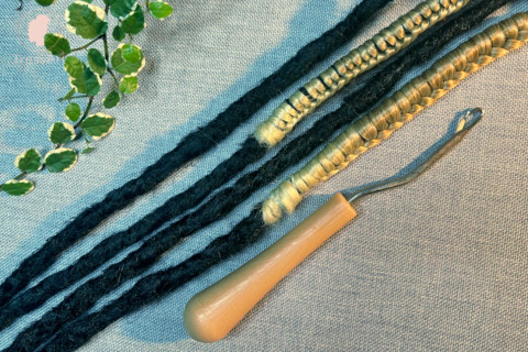 Braiding in double-ended dreadlock with blanketstitch