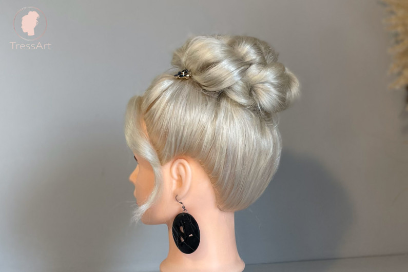 Image of High bun for short hair course