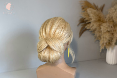 Quick low bun
