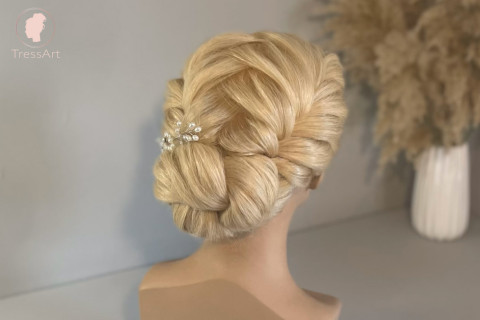 Zigzag braided bun