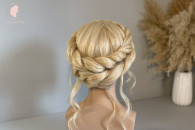 Additional image of Bridesmaid hairstyle course