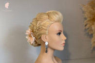Additional image of Combined hair updo course