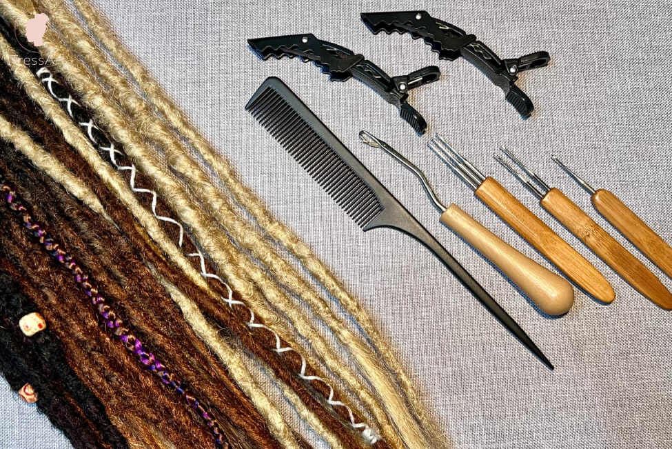 Look around our Dreadlock Braiding Courses